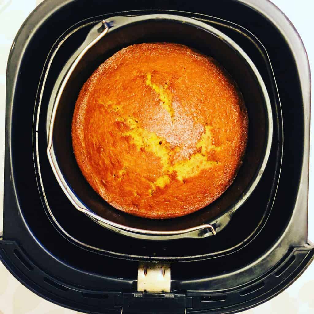 Vanilla cake baked in an Air Fryer